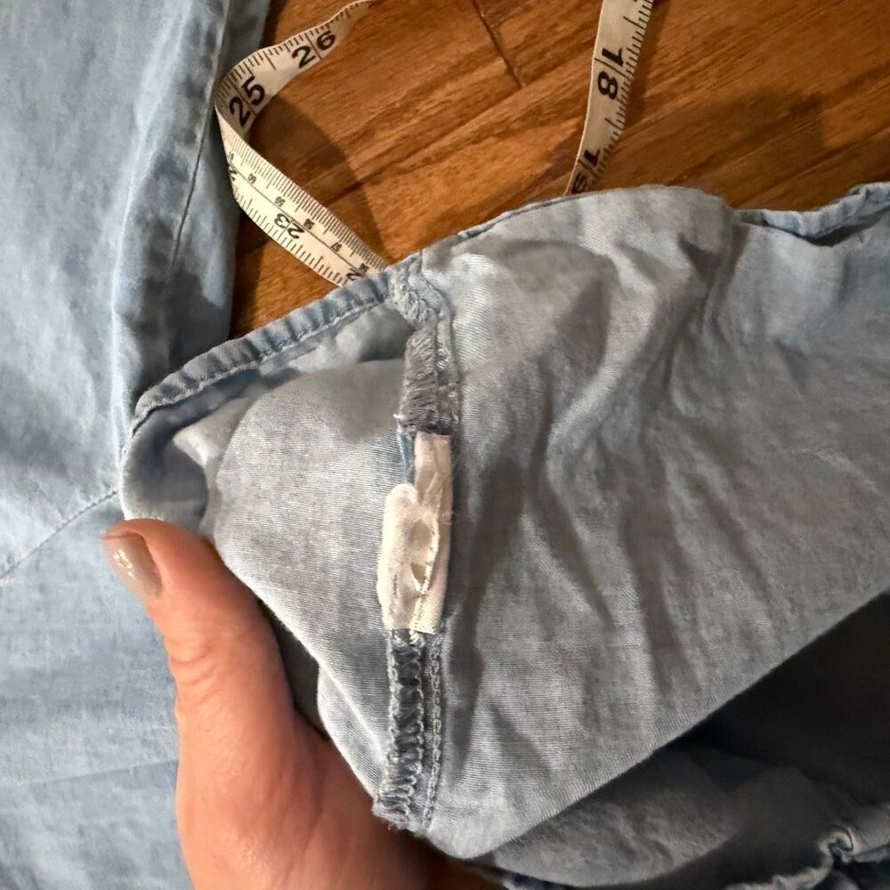 Gap Denim Split Neck Top Size Small - image 8